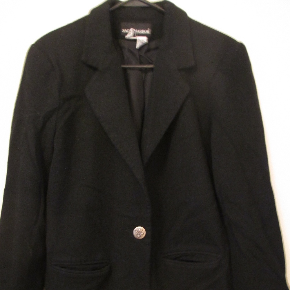 LADIES BLACK JACKET BY "SAG HARBOR"